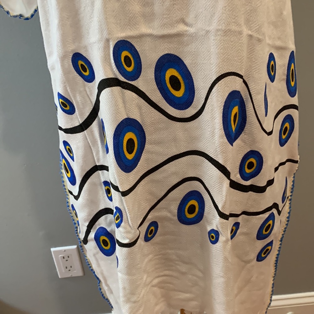 New Beach Cover Up - Picture 3 of 8